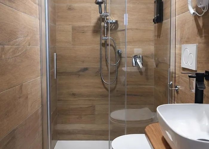 호스텔 Beds&rooms Tiburtina - Beds, Posti Letto 로마